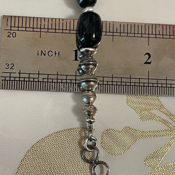 Sterling NAVAJO Pearl Black Onyx
Barrel Turquoise Beads Necklace VTG
Silver 19" - Picture 2 of 8